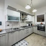 San Paolo Hospital 2mins - Hiperwifi - Smarttv - Ac 公寓 萨沃纳